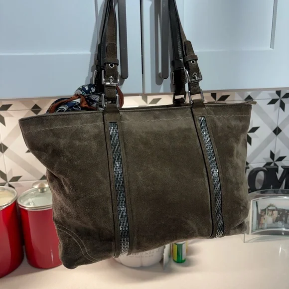 Coach Vintage suede shoulder Bag